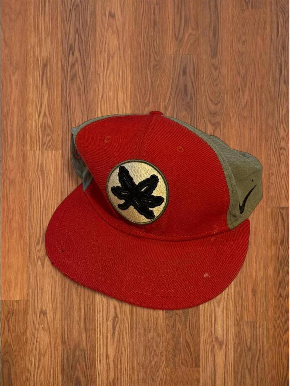 Nike Ohio State University Authentic Men's Red Hat